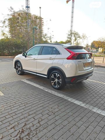 מודעת רכב מיצובישי אקליפס קרוס 2