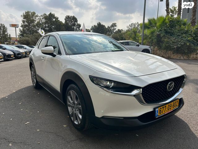 מודעת רכב מאזדה CX-30 1