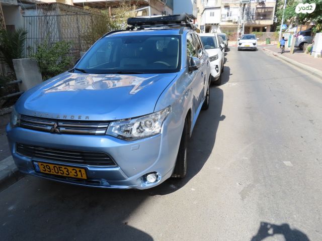 מיצובישי אאוטלנדר