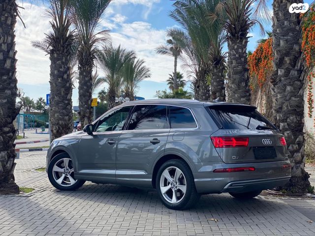אאודי Q7