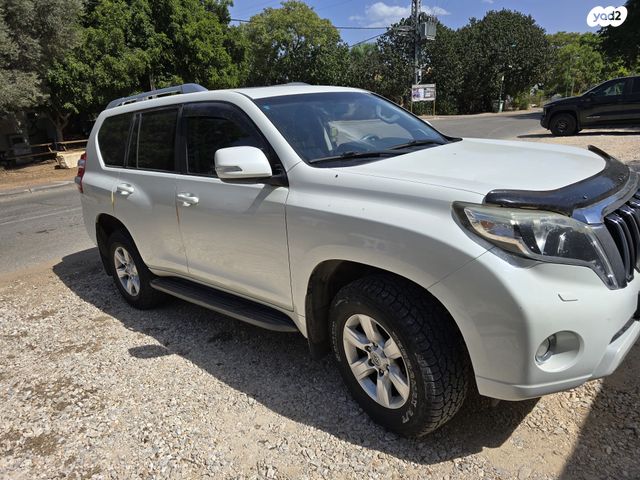 מודעת רכב טויוטה לנד קרוזר