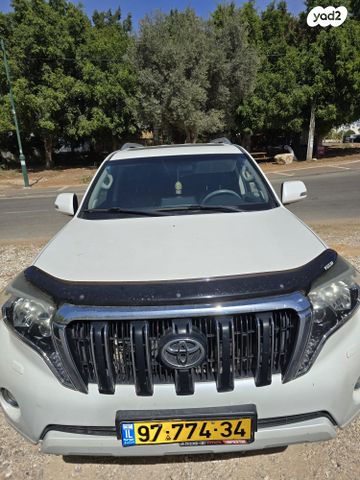 טויוטה לנד קרוזר