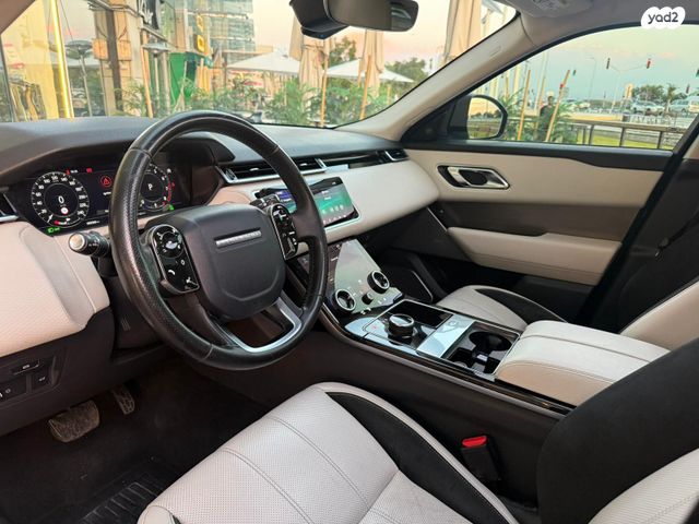 לנד רובר ריינג' רובר ולאר