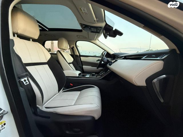 לנד רובר ריינג' רובר ולאר