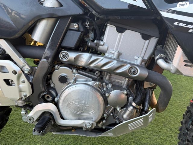 סוזוקי DRZ400S