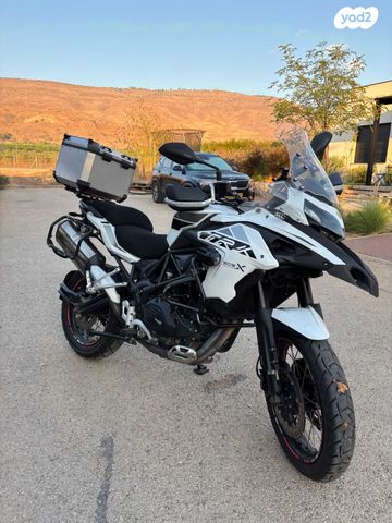 בנלי TRK502X