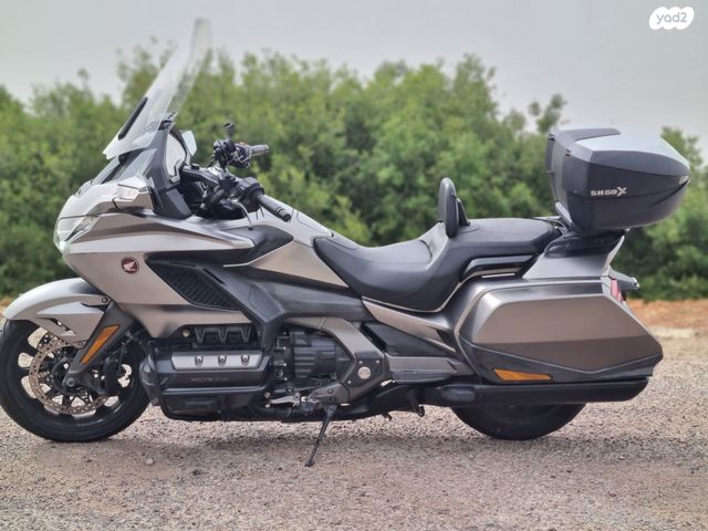מודעת רכב הונדה GL1800 גולד-ווינג