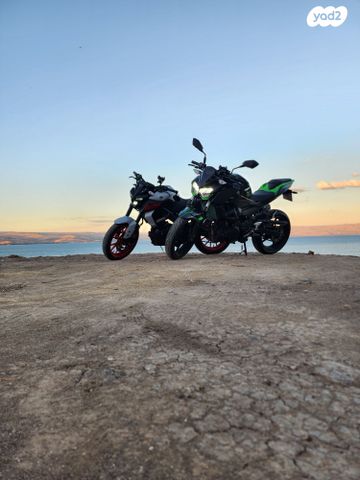 קאוואסאקי Z400