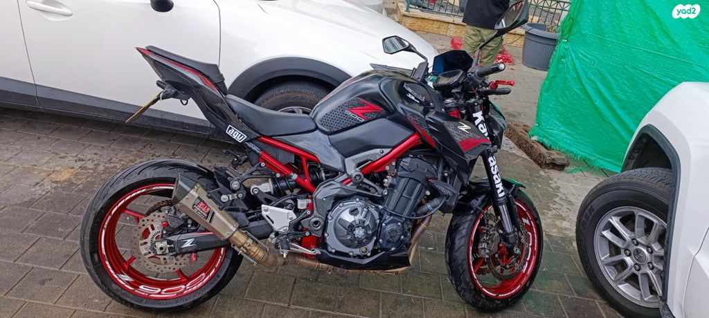 קאוואסאקי Z900