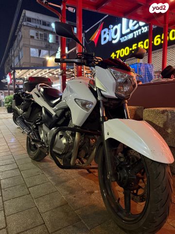 סוזוקי אינזומה 250