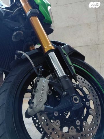 קאוואסאקי Z900