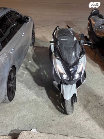 סאן יאנג קרוזים