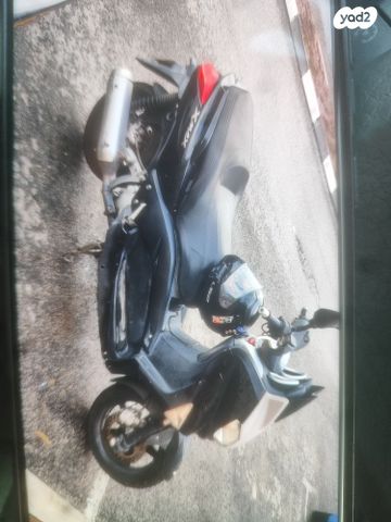 ימאהה X-Max 250 Black