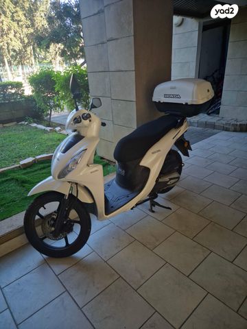 מודעת רכב הונדה ויז'ן 110