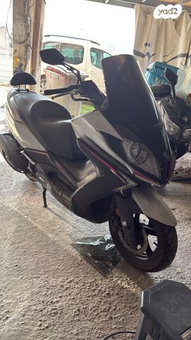 מודעת רכב קימקו דאון-טאון 350