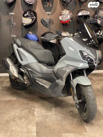 סאן יאנג ADX 300