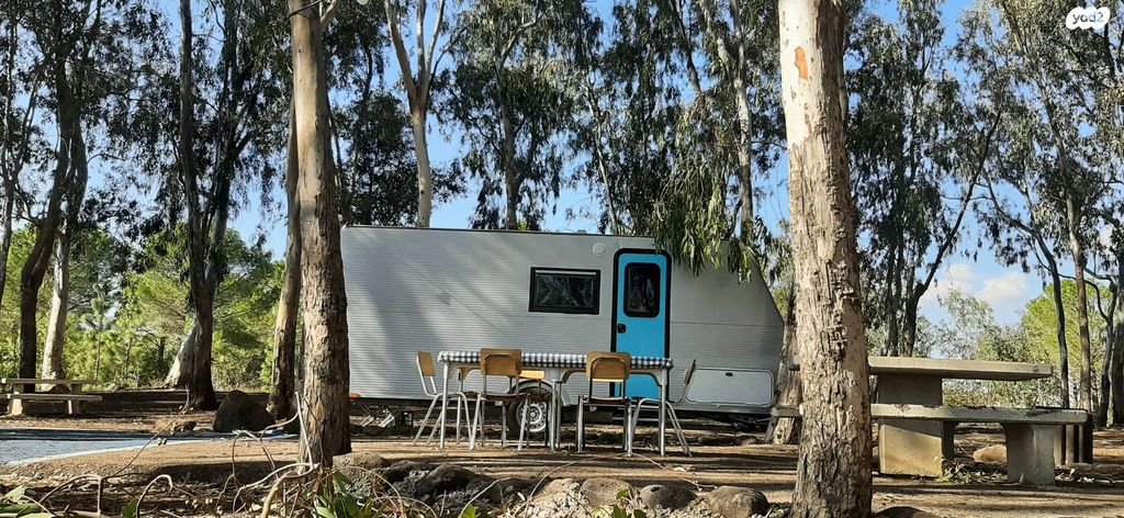 מודעת רכב נגרר (קראוון נגרר)