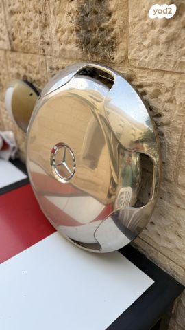 feedItemObj.data.row_1