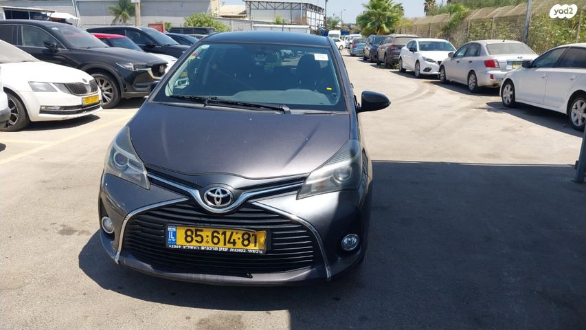 מודעת רכב טויוטה יאריס