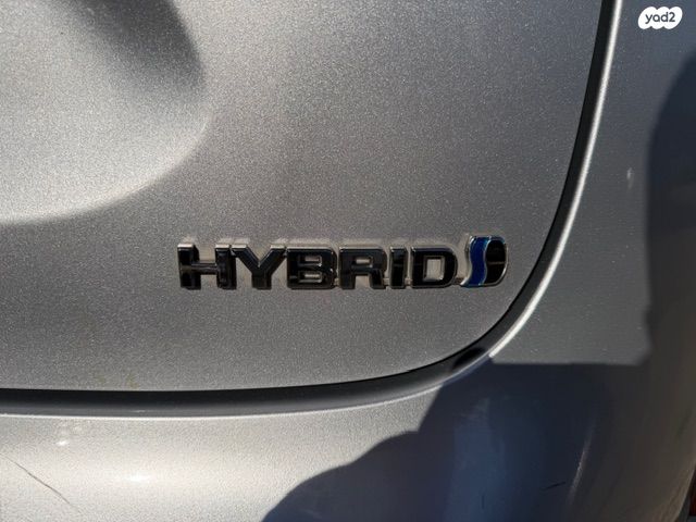 טויוטה יאריס קרוס