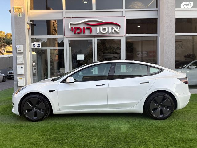 טסלה מודל 3