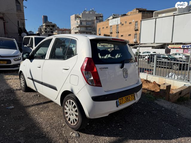 יונדאי i10
