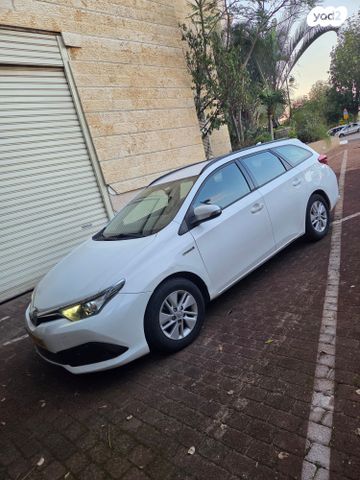 מודעת רכב טויוטה אוריס