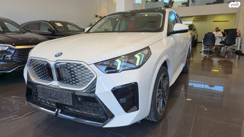 מודעת רכב ב מ וו iX2