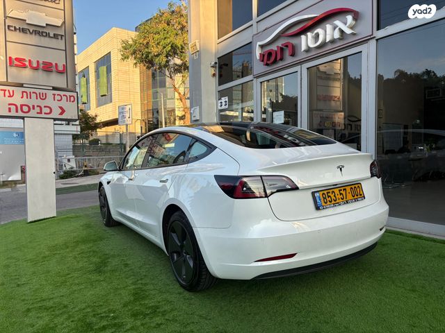 טסלה מודל 3