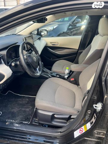 טויוטה קורולה