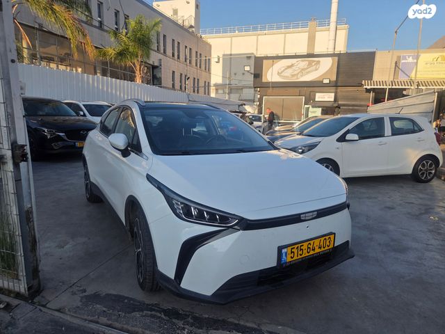 מודעת רכב ג׳ילי Geometry C 1