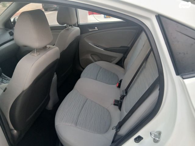 יונדאי אקסנט i25