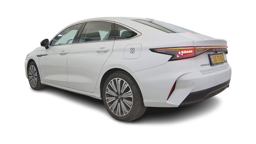 צ׳רי אריזו 8