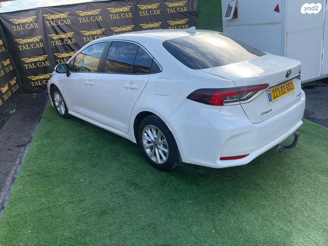 טויוטה קורולה