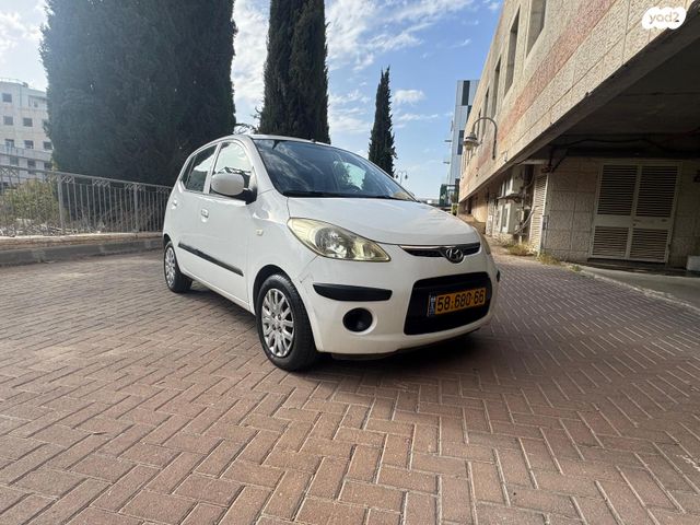 יונדאי i10