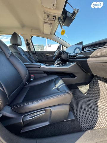 אי.וי איזי  Limo