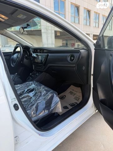 טויוטה אוריס