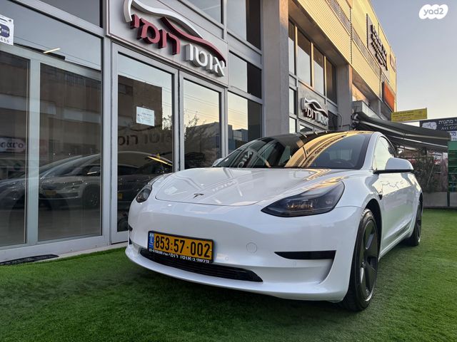 טסלה מודל 3
