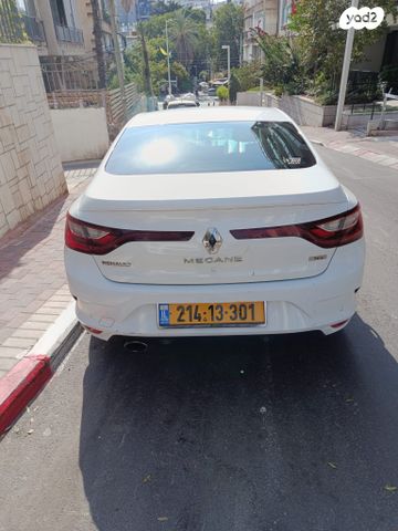 רנו מגאן