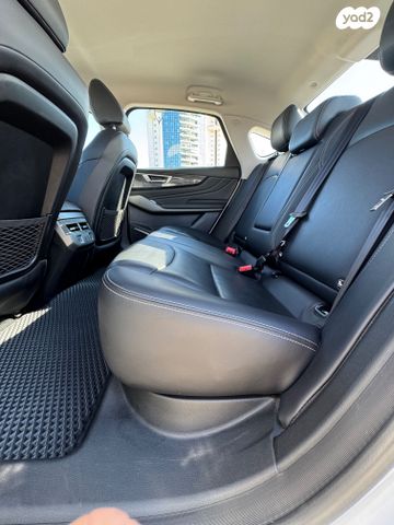 אי.וי איזי  Limo