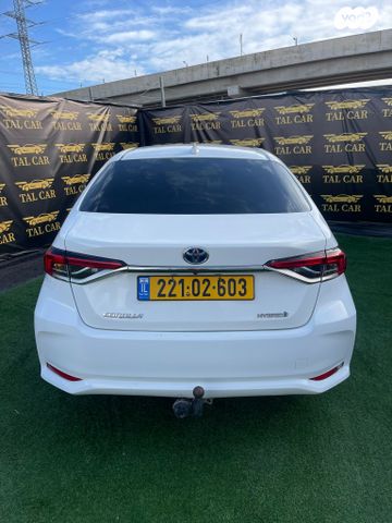 טויוטה קורולה