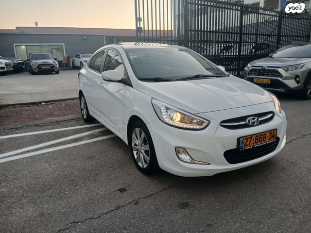 יונדאי אקסנט i25