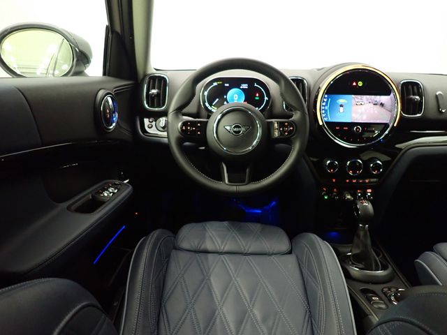 מיני קאנטרימן