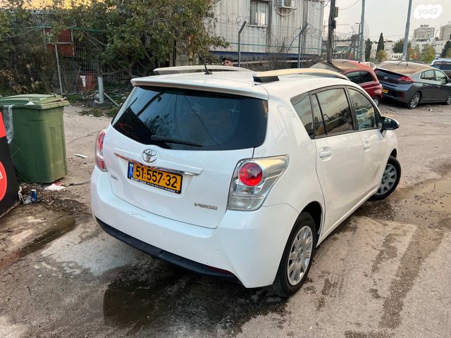 טויוטה ורסו