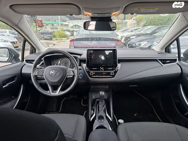 טויוטה קורולה