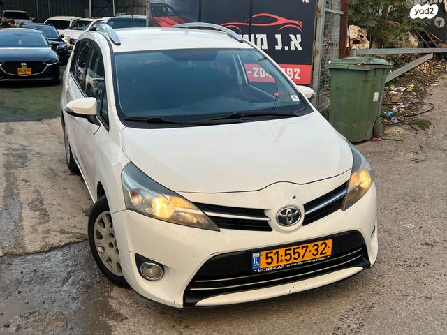 מודעת רכב טויוטה ורסו