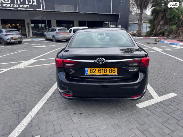 טויוטה אוונסיס