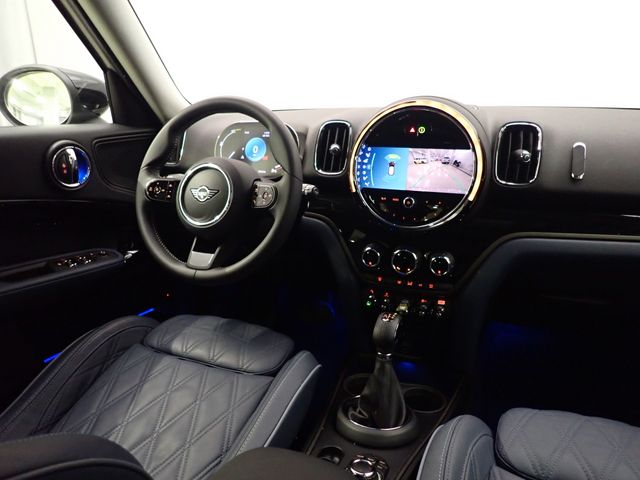 מיני קאנטרימן