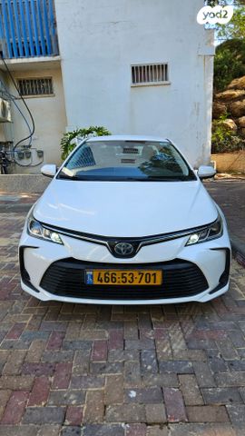 טויוטה קורולה