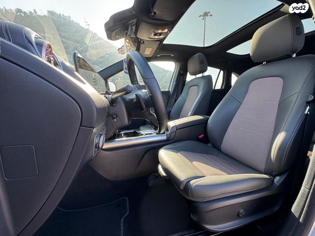 מרצדס-בנץ EQA